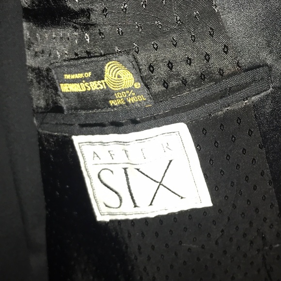 Mans black after six tuxedo - Picture 2 of 4